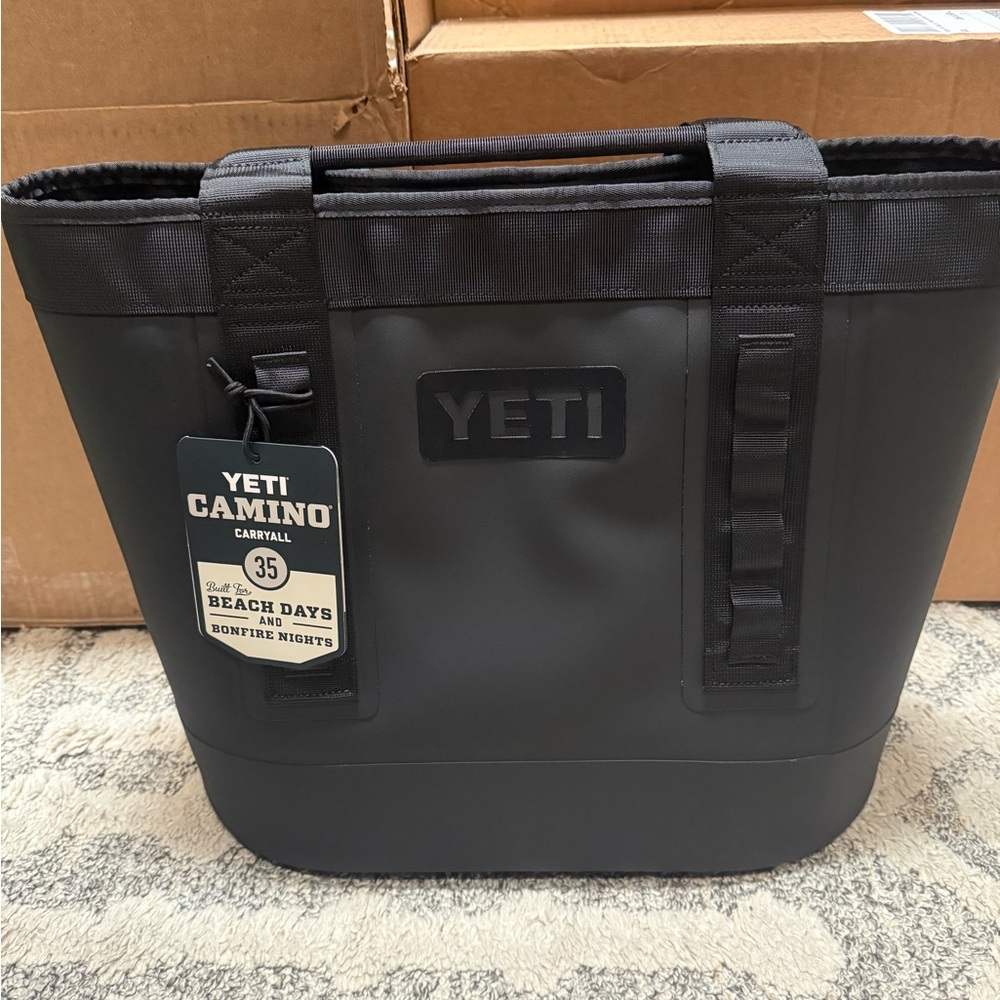 YETI Camino Carryall 35 Duffel in Black